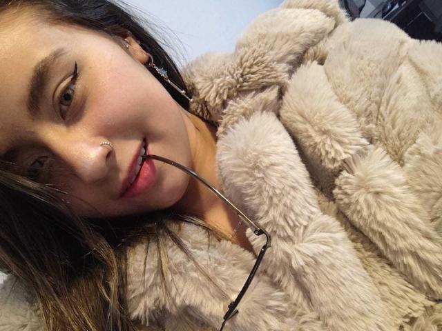 EymyFox - Live porn &amp; sex cam - 25735497