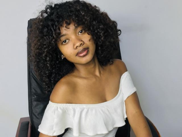 CandyMagicX - Live Sex Cam - 25736609