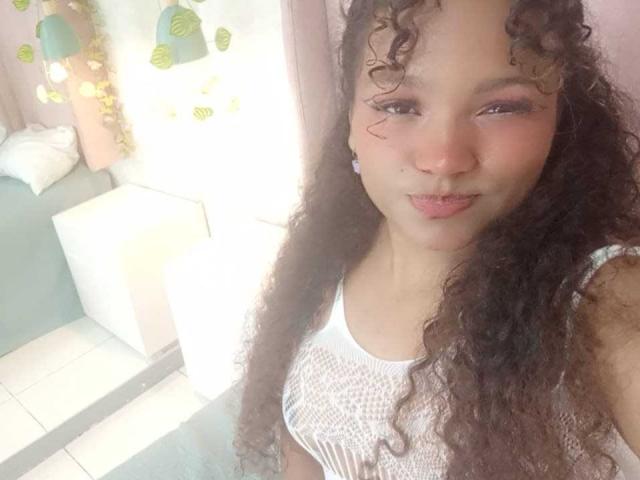 EvaBennet - Live sex cam - 25736921