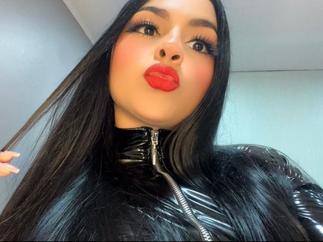 LindaFrancoo - сексуальная веб-камера в реальном времени - 25737681