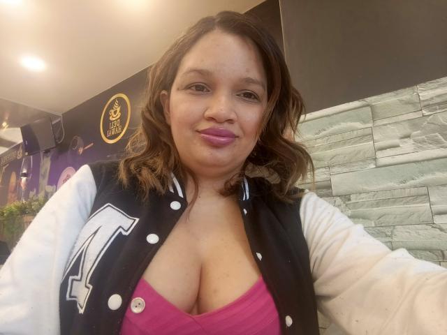 BiancaMorettii - Live sexe cam - 25742945