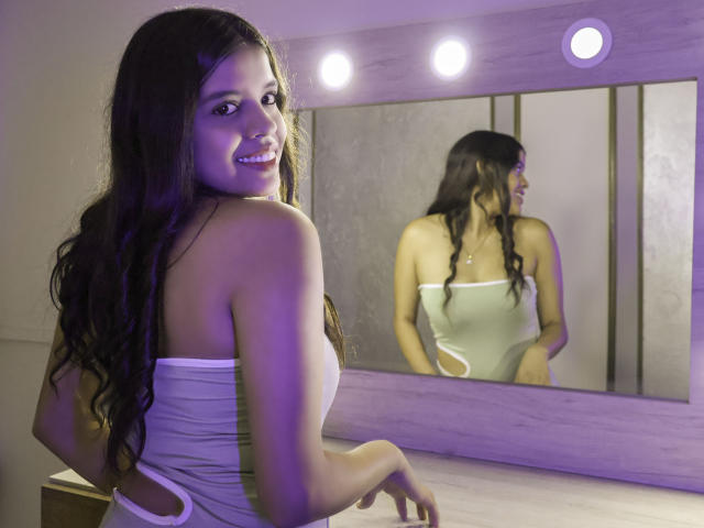 LinaSanttacruz - сексуальная веб-камера в реальном времени - 25743845