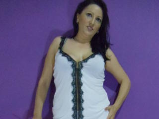 Elssie69 - online chat hard with a being from Europe MILF 