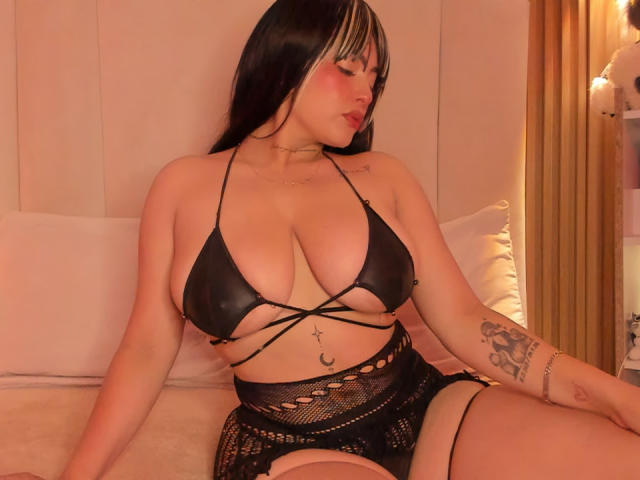 ValeriaJhonsson - Élő pornó és szexkamera - 25745841