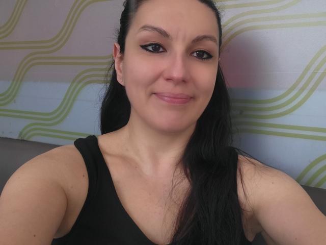 AudreyLove - Live sex cam - 25748145
