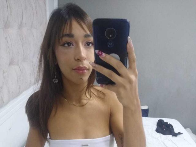 LiaClarksonn - Live porn &amp; sex cam - 25749617