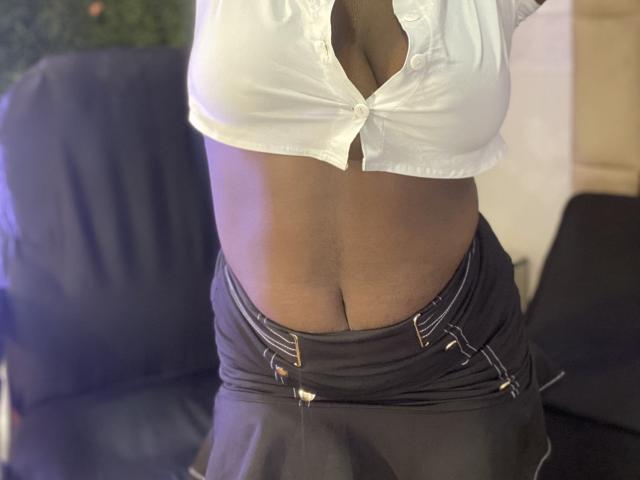 Dilay - Live porn &amp; sex cam - 25753537