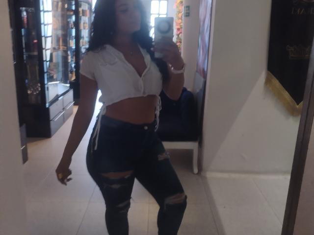 IsslaJones - Live porn &amp; sex cam - 25755041