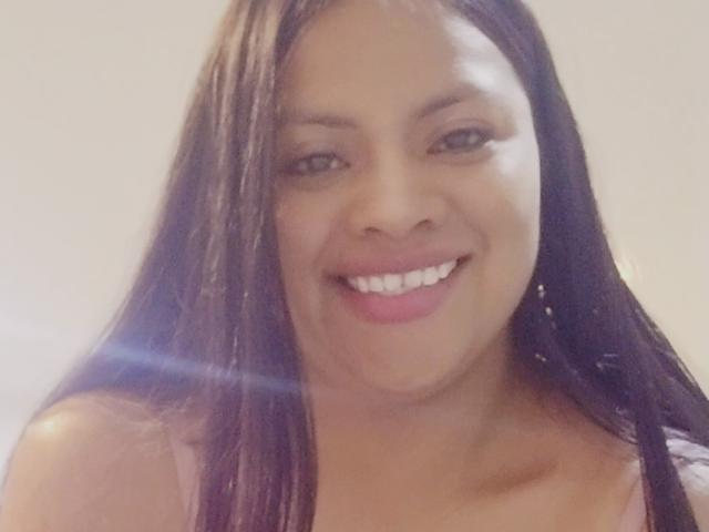 DahianaColeman - Live porn &amp; sex cam - 25755121