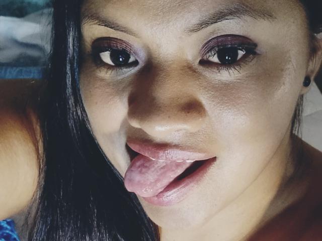 DahianaColeman - Live porn &amp; sex cam - 25755133