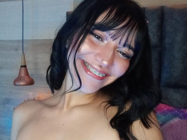 LindaWatsong - Live porn &amp; sex cam - 25756933