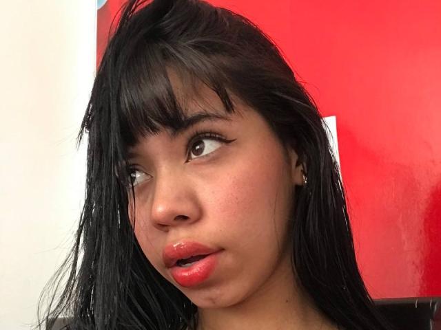 EmaGarces - Live porn &amp; sex cam - 25757841