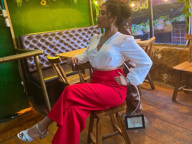 SophieSonyas - Live porn &amp; sex cam - 25759965