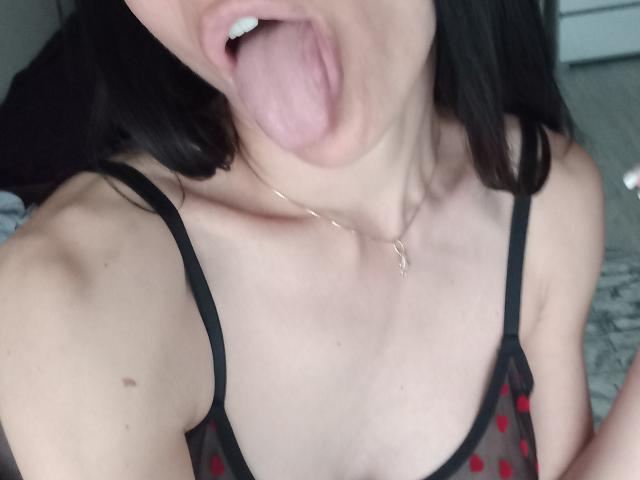 BellaJulls - Live porn &amp; sex cam - 25762137