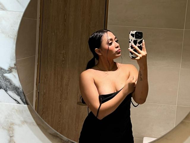 SofiaJames - Live sex cam - 25764533