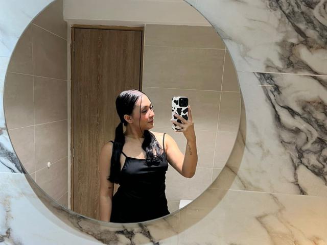 SofiaJames - Live porn &amp; sex cam - 25764537