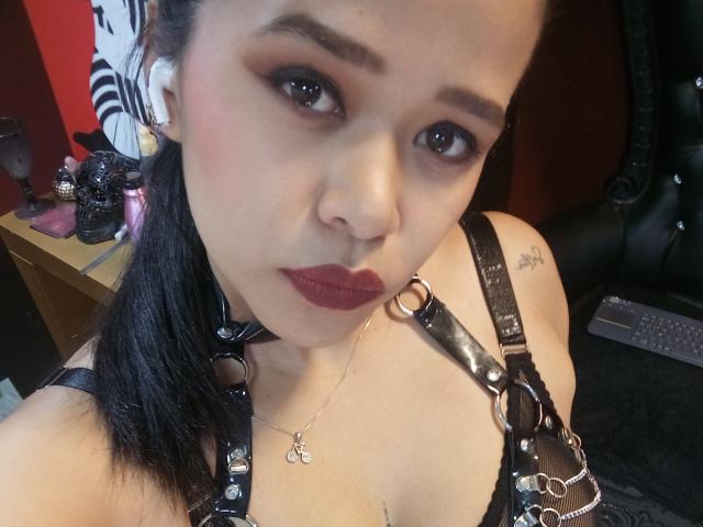 MistressVictoriaa - Live porn &amp; sex cam - 25764637