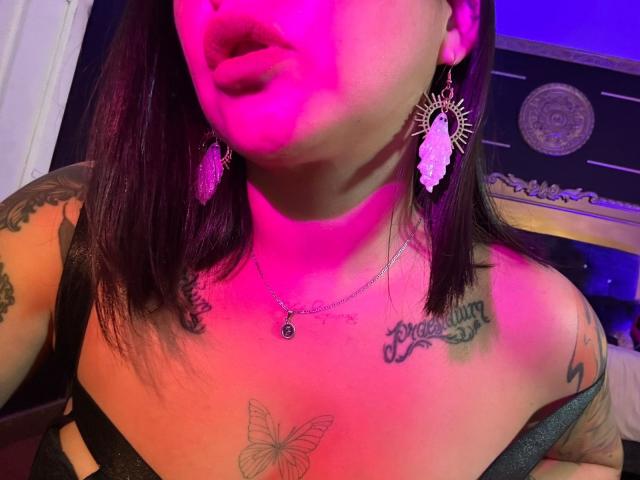 JeyyLee - сексуальная веб-камера в реальном времени - 25766293