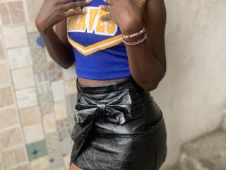 SexyBadriya - Live porn &amp; sex cam - 25766561