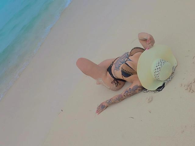 EvaMueller - Live porn &amp; sex cam - 25767077