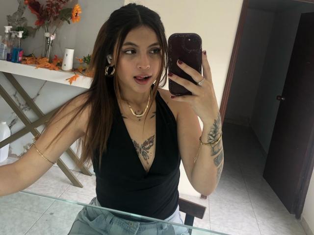 NyraVane - Live sex cam - 25771273