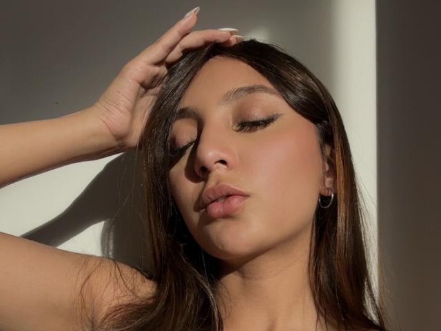 DianaFernandezz - Live porn &amp; sex cam - 25771901