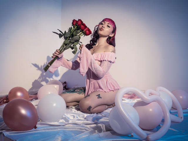GigiVolkova - Camera khiêu dâm &amp; quyến rũ trực tiếp - 25772897