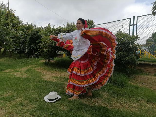 PauletteLoveX - Live sexe cam - 25773465