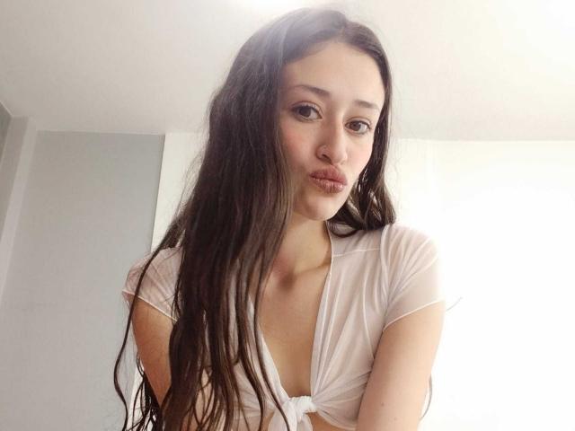 EmilySwiftt - Élő pornó és szexkamera - 25778029