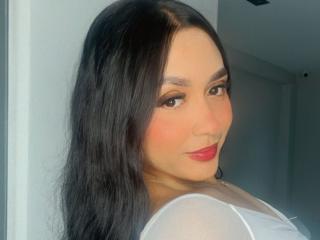 SofiaJames - Live porn &amp; sex cam - 25779677