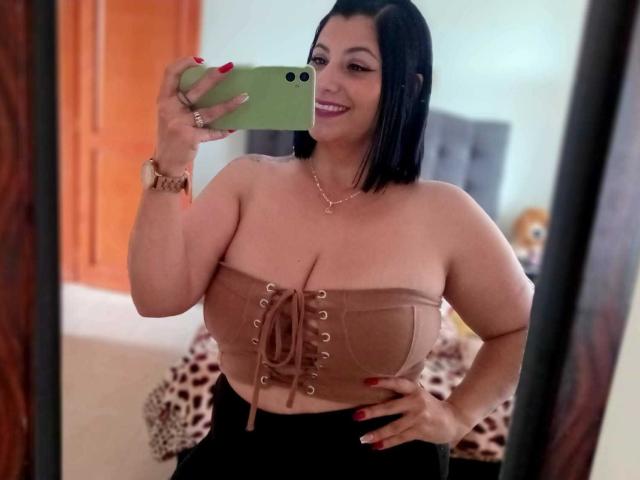 AngeleRoux - Live porn &amp; sex cam - 25781777