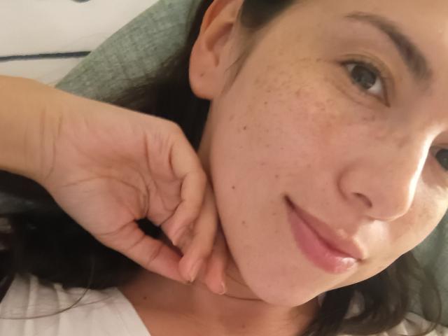 MiaReed - Live porn &amp; sex cam - 25786089