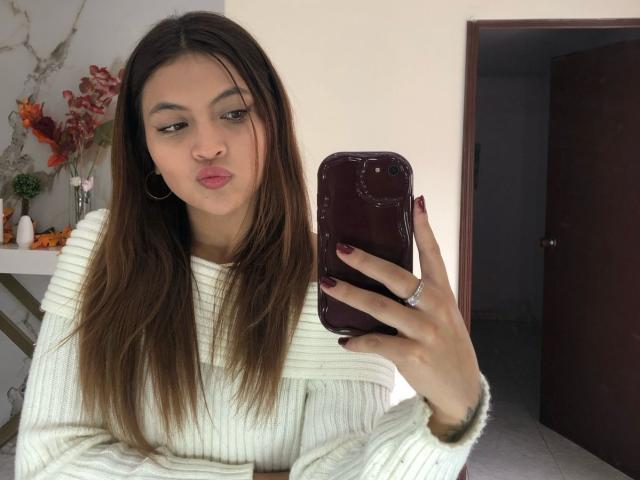 NyraVane - Live porn &amp; sex cam - 25787525