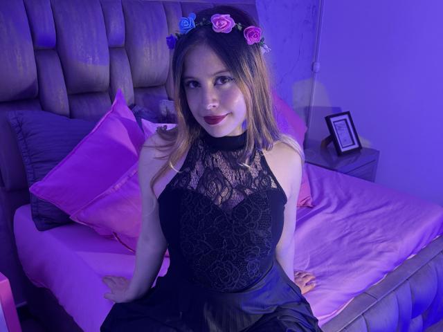 MelaniBecker - Live porn &amp; sex cam - 25787713