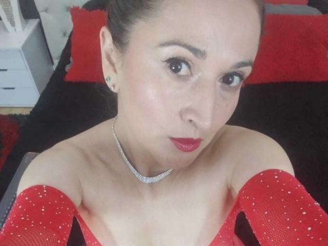 CharloteHarperr - Live porn &amp; sex cam - 25788037