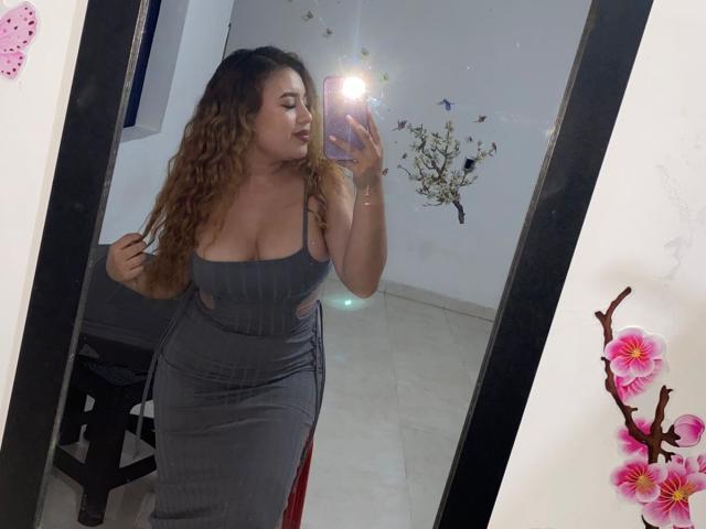 JazminRoyale - Camera khiêu dâm &amp; quyến rũ trực tiếp - 25788705