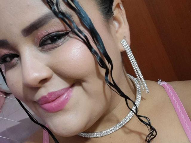 MelannieCarter - Élő pornó és szexkamera - 25789117