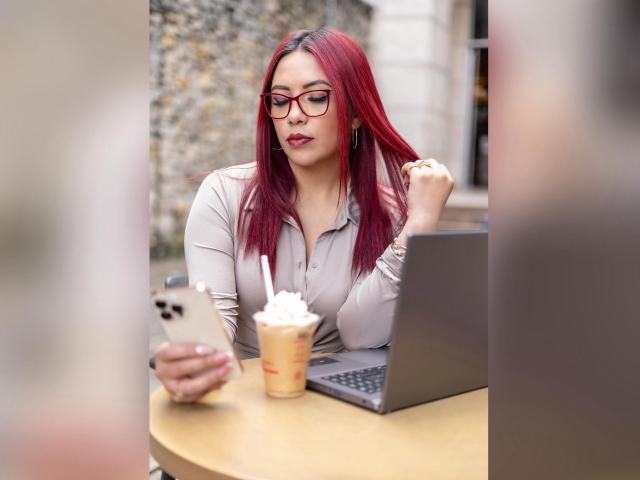 EmilyDurand - Sexe cam en vivo - 25794001