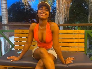 HazelJonnes - сексуальная веб-камера в реальном времени - 25796305