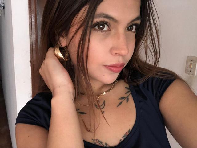 NyraVane - Live porn &amp; sex cam - 25799469