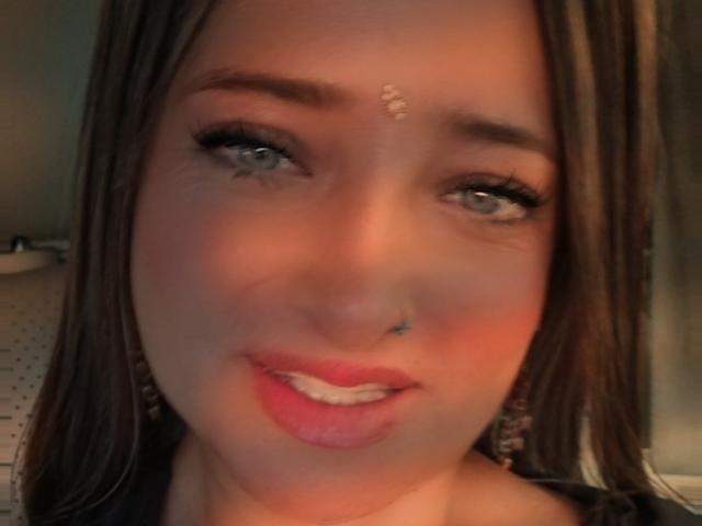 AlessadraJones - Élő pornó és szexkamera - 25802409