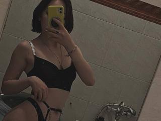 AmberAura - Live Sex Cam - 25806469
