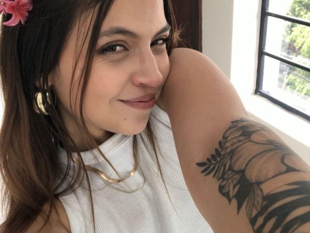 NyraVane - Live sex cam - 25807469