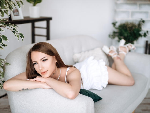 EvelinaMoor - Sexe cam en vivo - 25809253