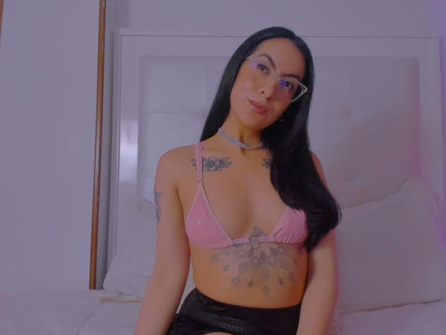 SarahLuna - Live sex cam - 25819141