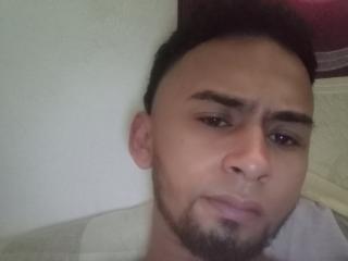 ElnegritoMedellin - Live porn &amp; sex cam - 25820441