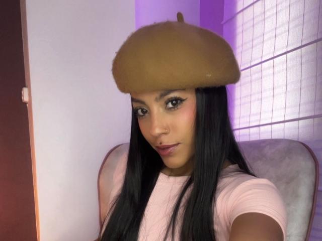 Amberv - Live porn &amp; sex cam - 25820777