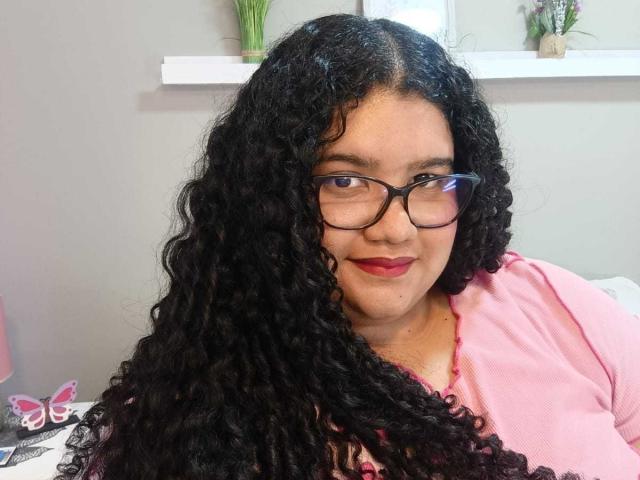 MileyCollins - Live porn &amp; sex cam - 25824353