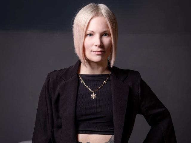 Sunny-sin-hot - Live porn &amp; sex cam - 25825381