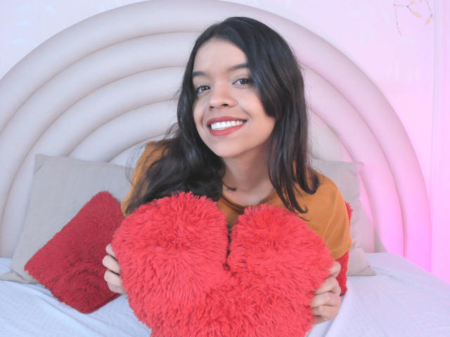 LinaSanttacruz - Live porno og sexkamera - 25829873